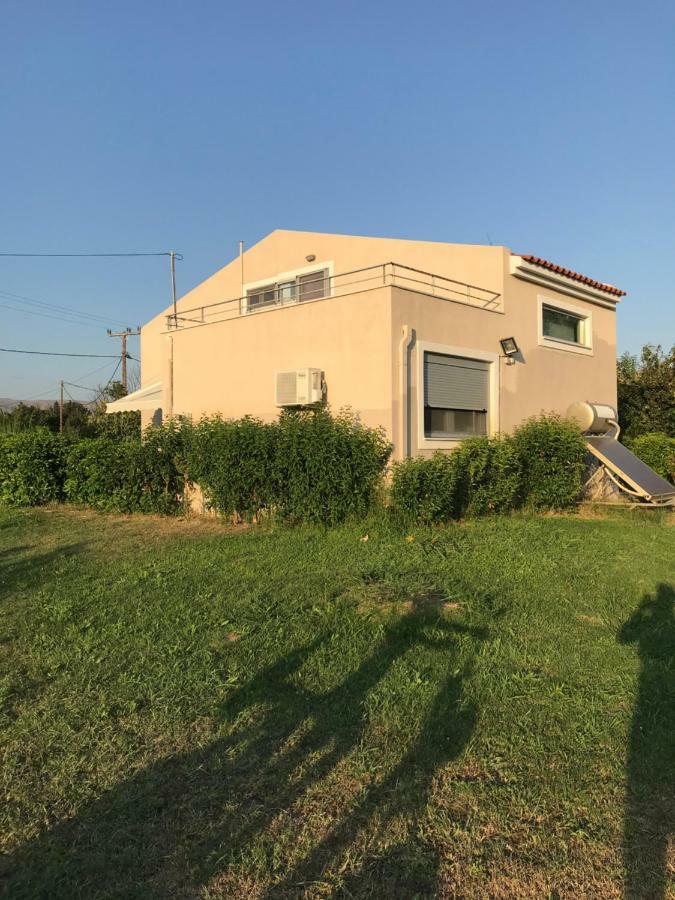 スカラ・エレソス Perivoli House Bヴィラ エクステリア 写真